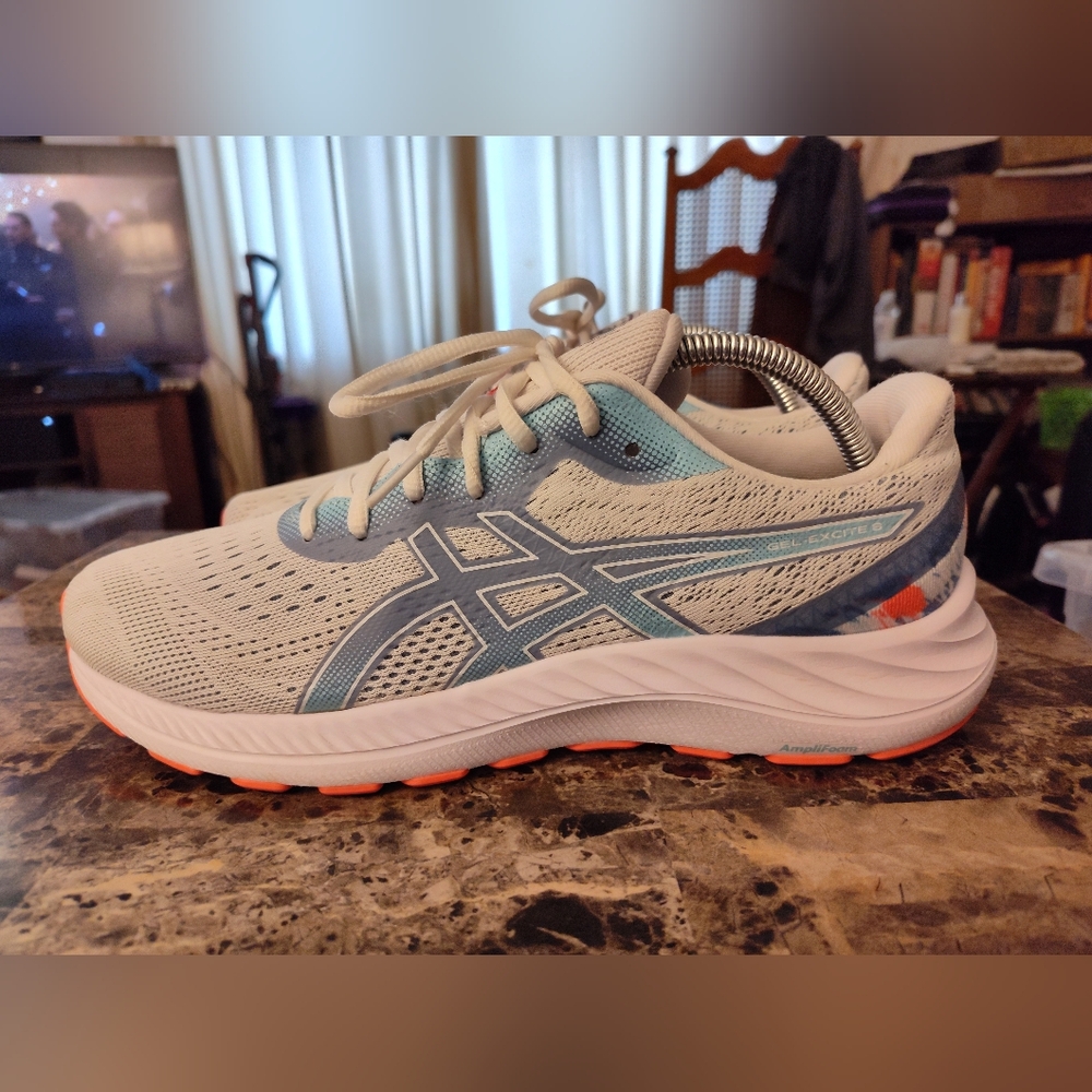 Asics Gel excite 8 women's running shoes